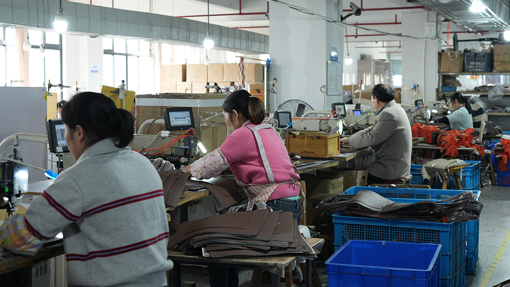 7-product assembling line