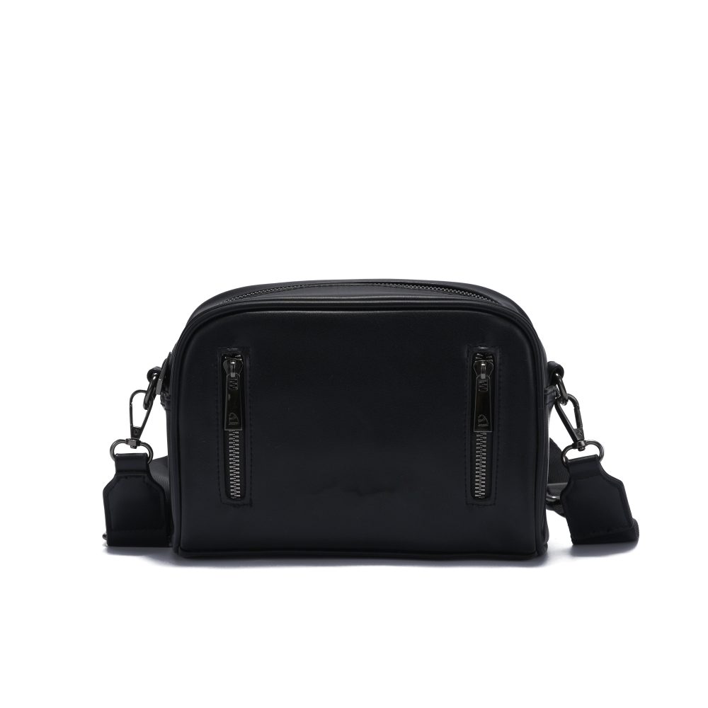Black Dual-Zipper Camera Crossbody Black Dual-Zipper Camera Crossbody