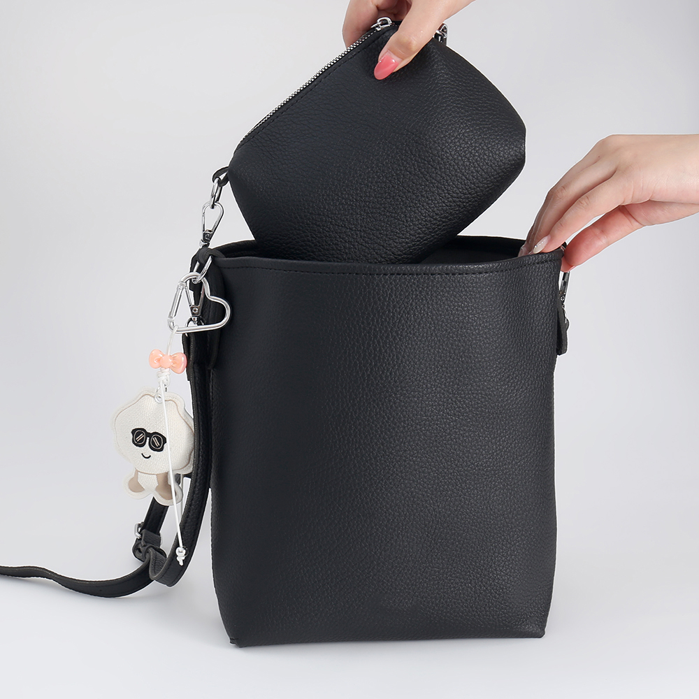 IMG_6104 Black Two Size PU Bucket Bag Set